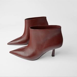 ZARA BURGUNDY GAUCHO ANKLE BOOTS NWT 40